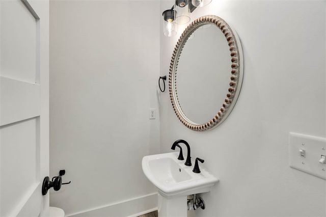 311 Peachtree Street, St Simons Island, GA 31522