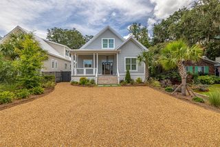 311 Peachtree Street, St Simons Island, GA 31522
