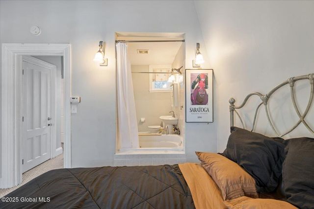 49 W High Street, Ballston Spa, NY 12020