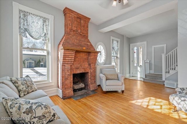 49 W High Street, Ballston Spa, NY 12020