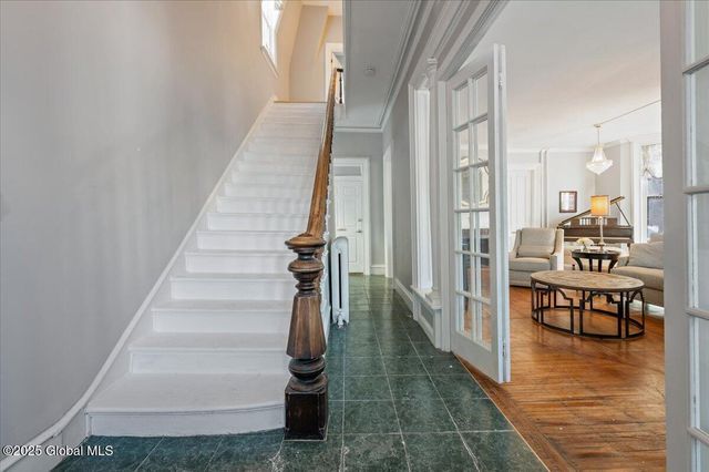 49 W High Street, Ballston Spa, NY 12020