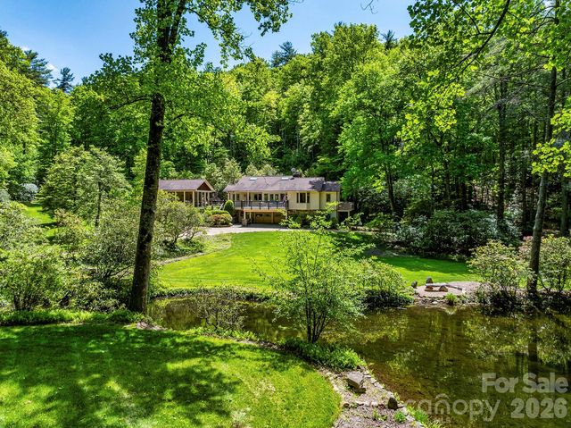 1213 Bull Pen Road, Cashiers, NC 28717