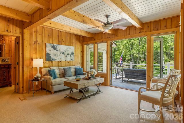 1213 Bull Pen Road, Cashiers, NC 28717