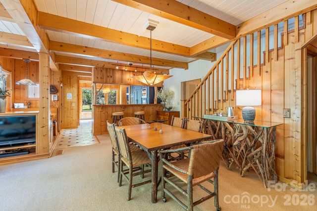 1213 Bull Pen Road, Cashiers, NC 28717