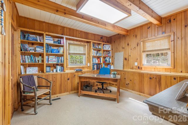 1213 Bull Pen Road, Cashiers, NC 28717
