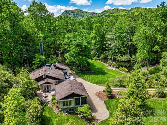 1213 Bull Pen Road, Cashiers, NC 28717