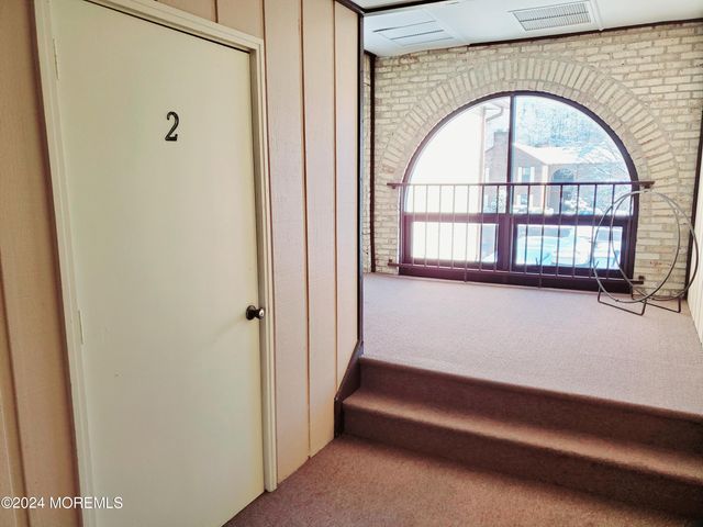 912 Wellington Place, Aberdeen, NJ 07747