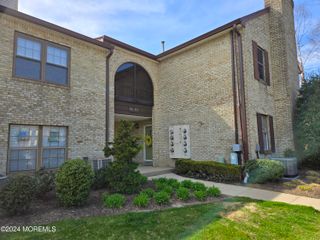 912 Wellington Place, Aberdeen, NJ 07747