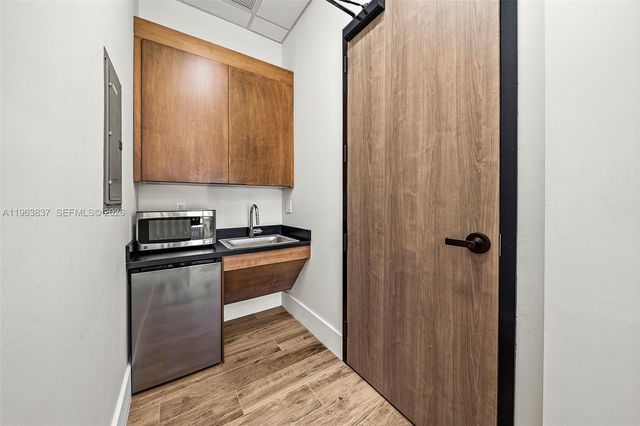 1930 N 30th Road Suite 10, Hollywood, FL 33021