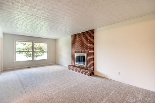 1711 Mcclellan Road, Xenia, OH 45385