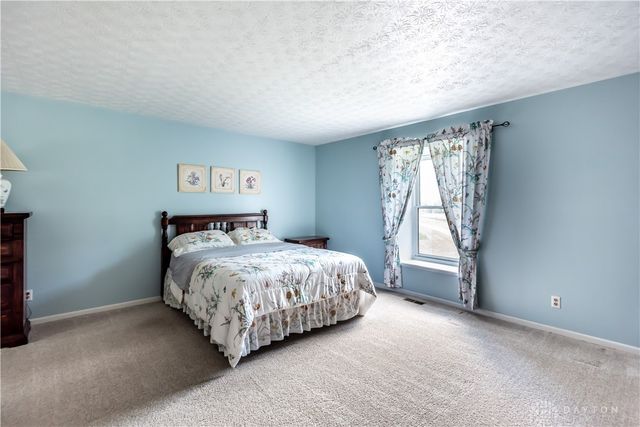 1711 Mcclellan Road, Xenia, OH 45385