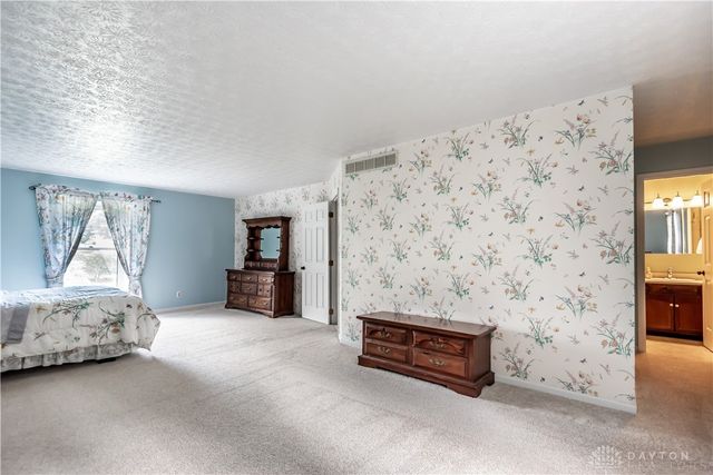 1711 Mcclellan Road, Xenia, OH 45385