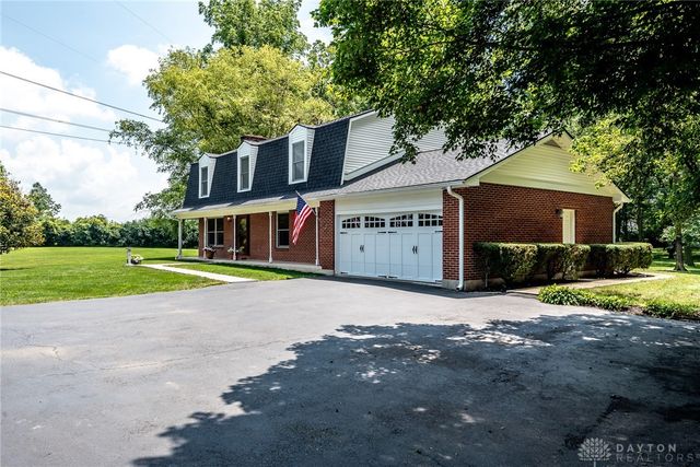 1711 Mcclellan Road, Xenia, OH 45385