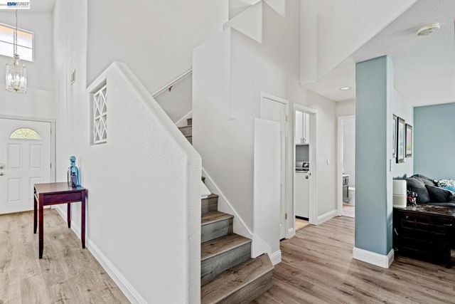 1930 Tahoe Cir, Tracy, CA 95376
