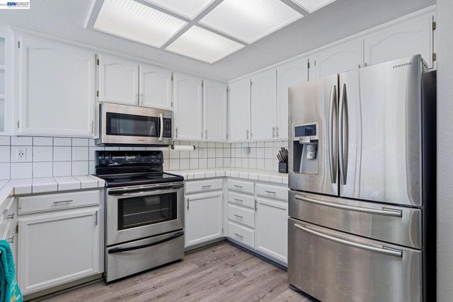 1930 Tahoe Cir, Tracy, CA 95376