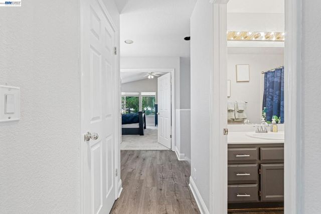 1930 Tahoe Cir, Tracy, CA 95376