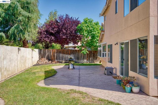 1930 Tahoe Cir, Tracy, CA 95376