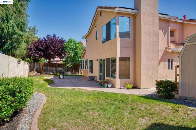 1930 Tahoe Cir, Tracy, CA 95376