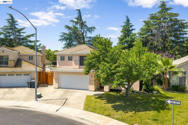1930 Tahoe Cir, Tracy, CA 95376