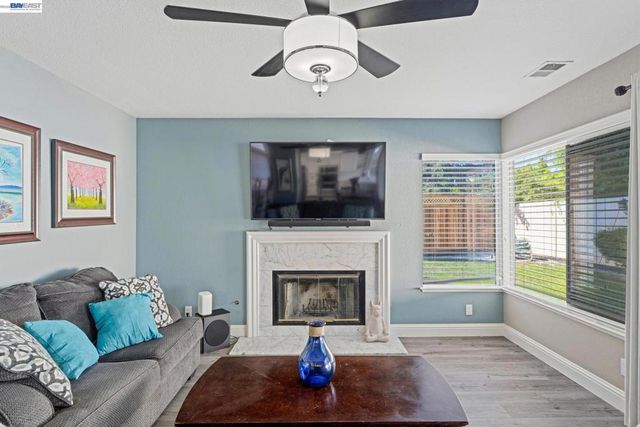 1930 Tahoe Cir, Tracy, CA 95376