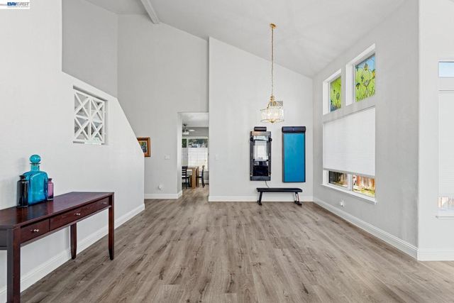 1930 Tahoe Cir, Tracy, CA 95376
