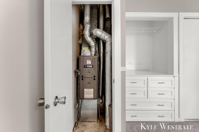 489 W 23rd Street, Holland City, MI 49423