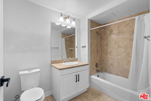 1401 S St Andrews Place 201, Los Angeles, CA 90019