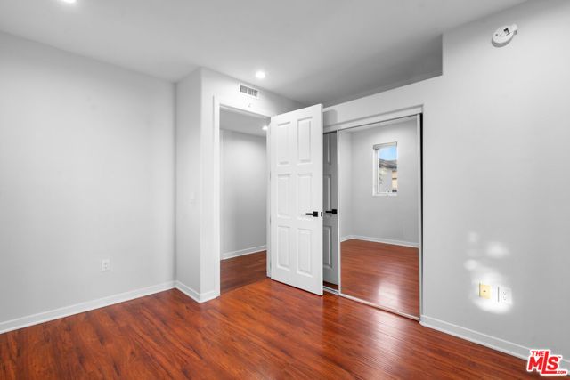 1401 S St Andrews Place 201, Los Angeles, CA 90019
