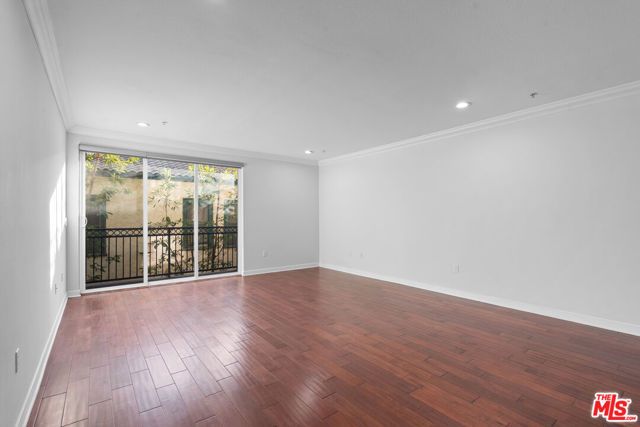 1401 S St Andrews Place 201, Los Angeles, CA 90019