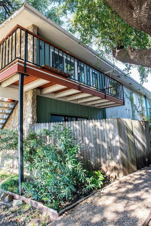 6620 Eastridge Drive 219, Dallas, TX 75231