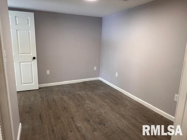 1619 ELMWOOD Street, Jacksonville, IL 62650