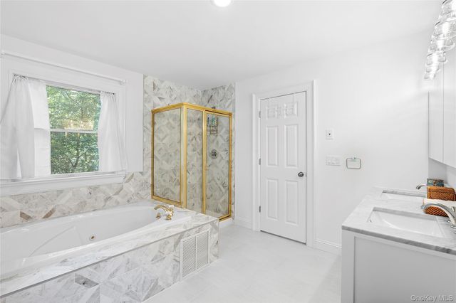 532 Blank Lane, Water Mill, NY 11976