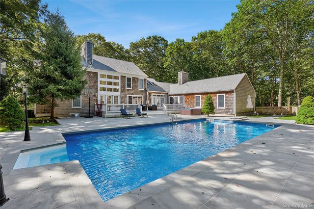 532 Blank Lane, Water Mill, NY 11976
