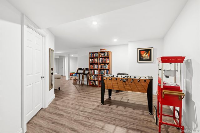 532 Blank Lane, Water Mill, NY 11976