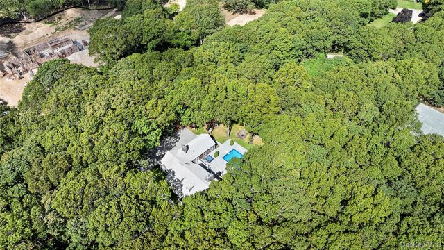 532 Blank Lane, Water Mill, NY 11976