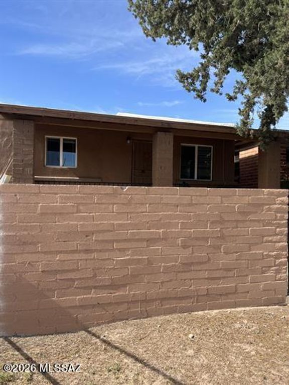 375 W 33rd Street, Tucson, AZ 85713