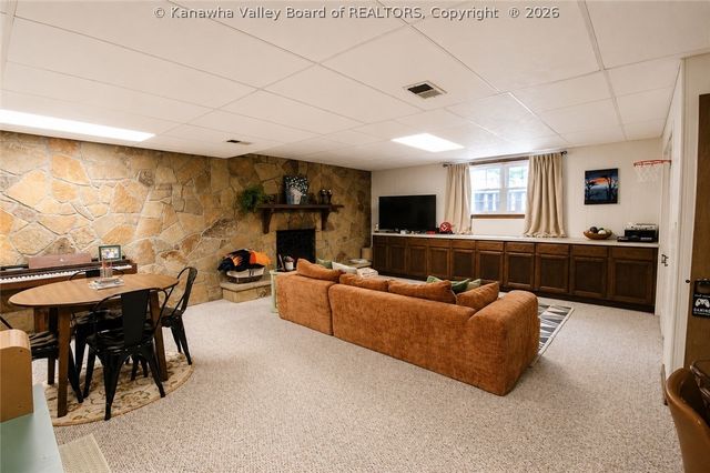 169 Burning Springs Drive, Belle, WV 25015