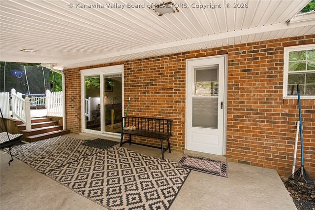 169 Burning Springs Drive, Belle, WV 25015