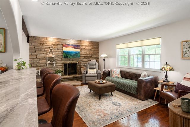 169 Burning Springs Drive, Belle, WV 25015