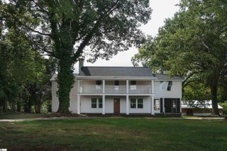 10049 Old White Horse Road, Greenville, SC 29617