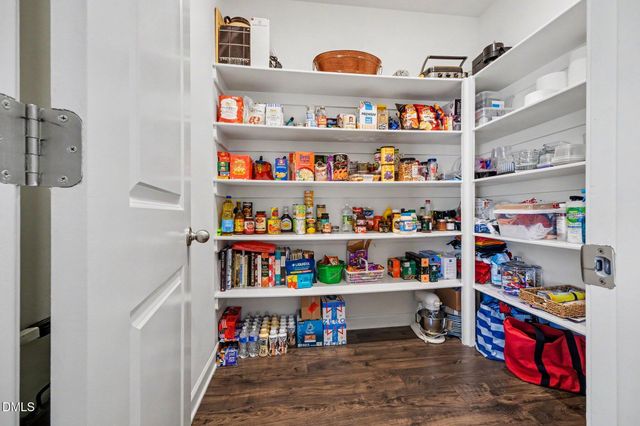 108 Etteinne Garden Lane, Wake Forest, NC 27587