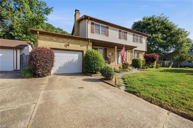 904 Lela LN, Chesapeake, VA 23322