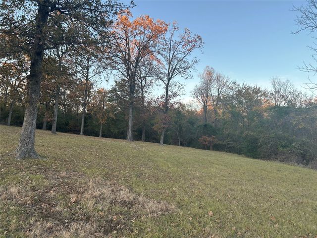 15R E Goliad Street, Log Cabin, TX 75148