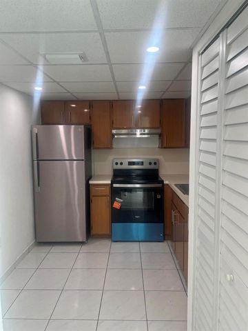 2055 SW 122nd 219, Miami, FL 33175