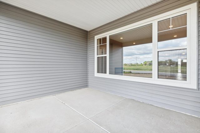 8203 Haywood Drive, Lino Lakes, MN 55014