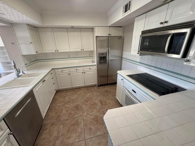 349 NE 31st Street, Boca Raton, FL 33431