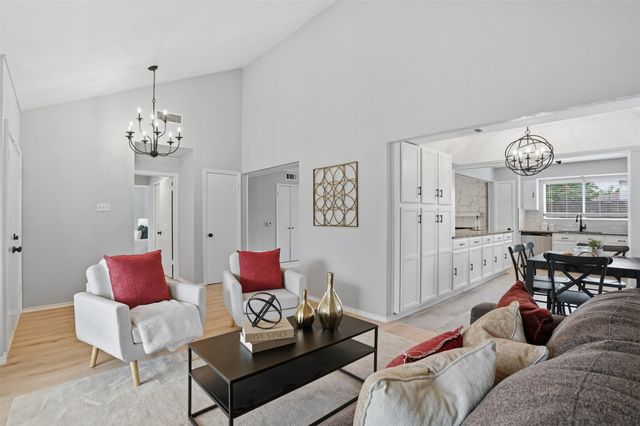 5017 Roundtable Lane, Garland, TX 75044