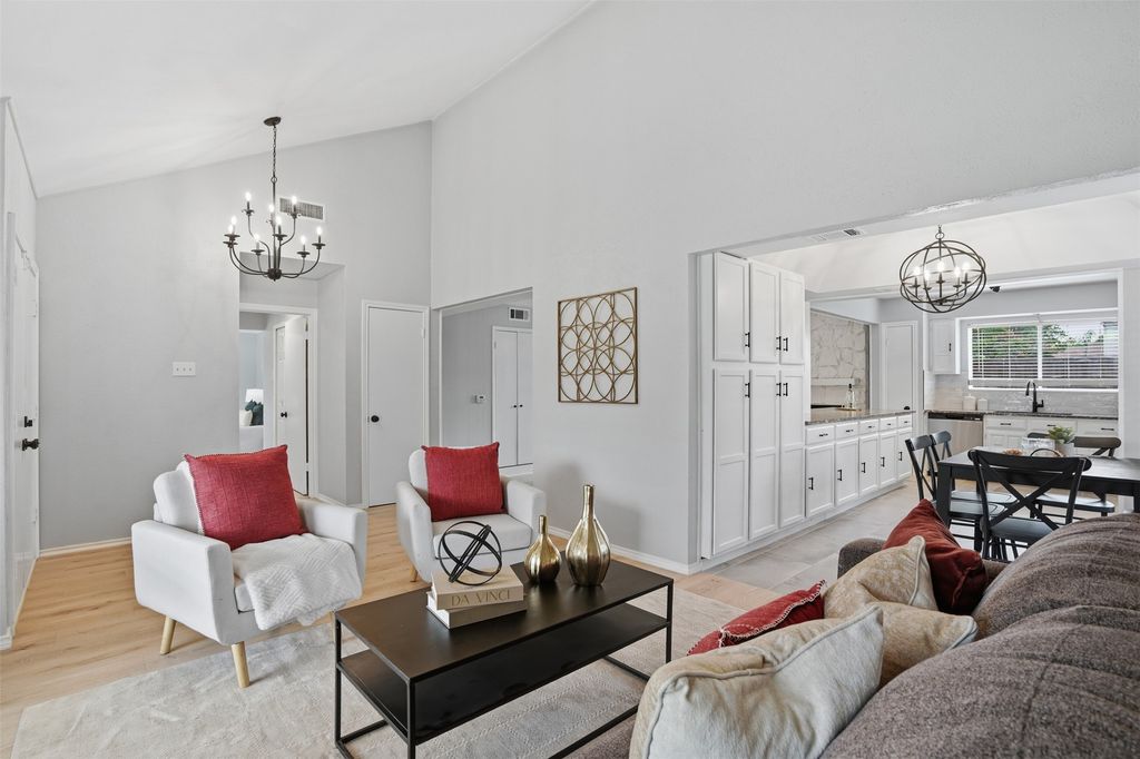 5017 Roundtable Lane, Garland, TX 75044