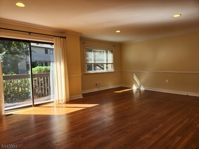 38 Park St 24E E, Florham Park Boro, NJ 07932