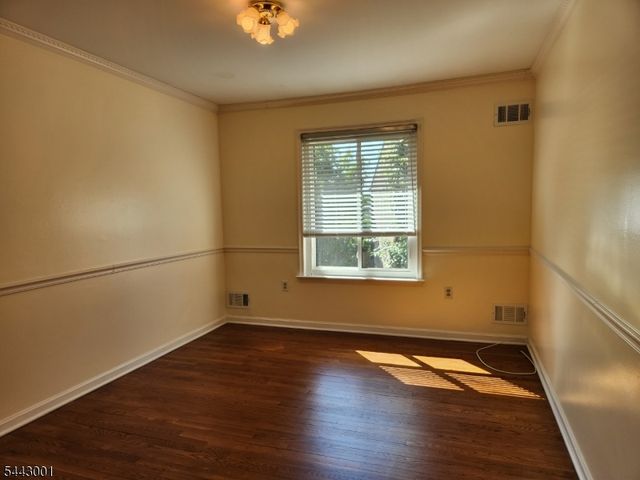 38 Park St 24E E, Florham Park Boro, NJ 07932